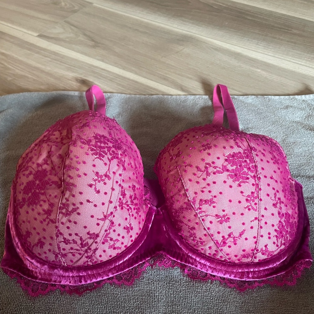 VS bra